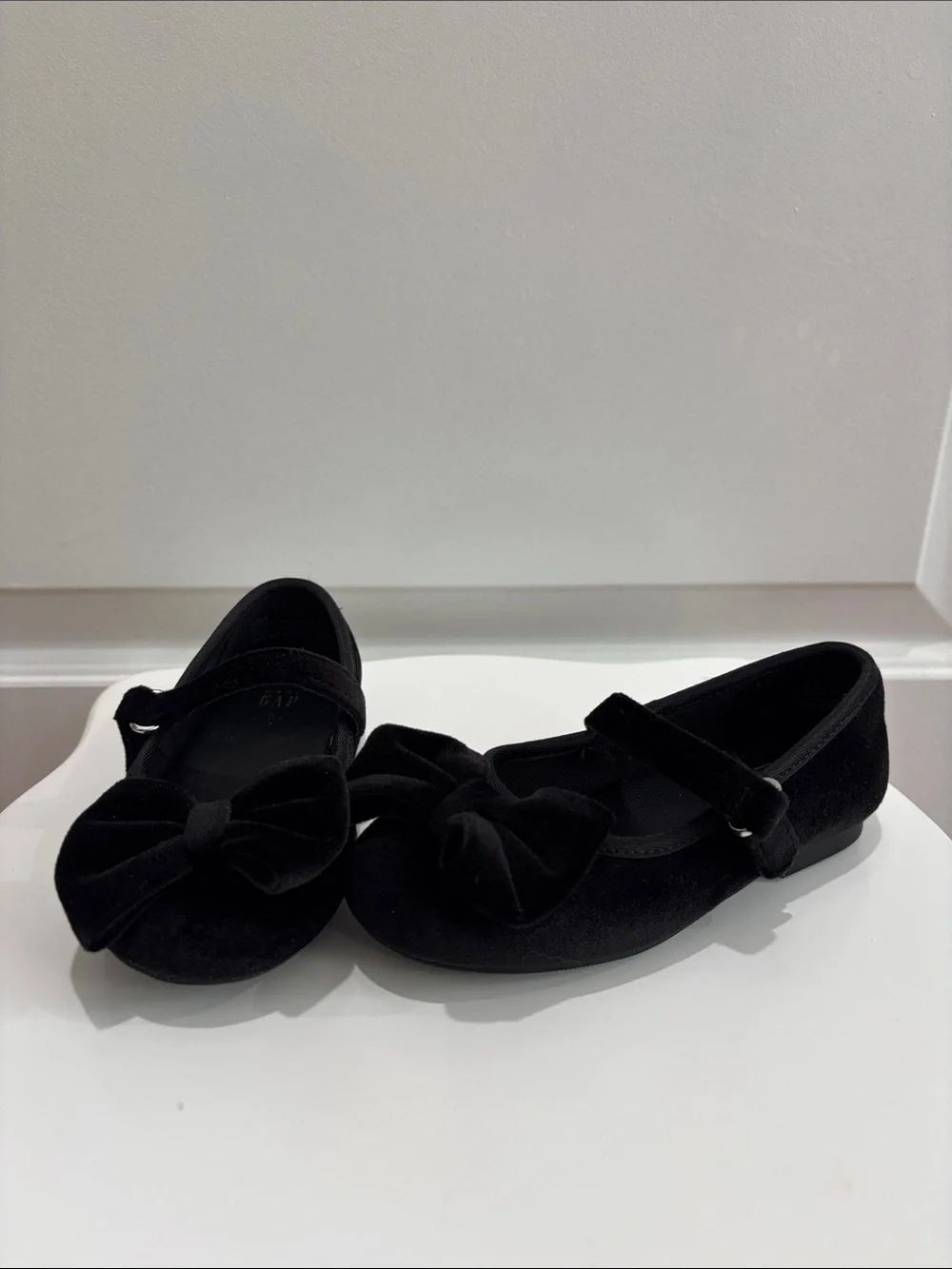Kids Black Velvet Bow Baby Gap Shoes